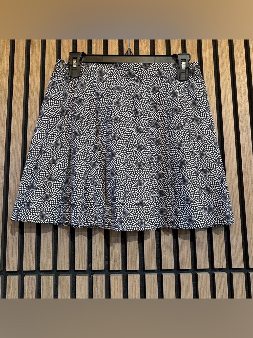 Head psychedelic mini skirt